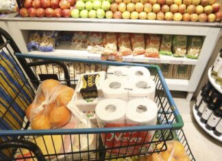 Cesta básica tem custo menor em 11 capitais, mostra Dieese