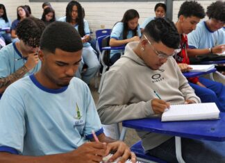 Sistema permite emissão de certificado de conclusão do ensino médio