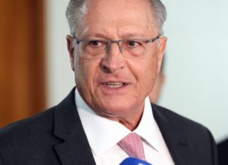 Alckmin: corte tarifário dos EUA é positivo, mas distorções persistem