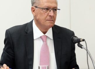 Em carta, Brasil manifesta indignação com tarifas impostas pelos EUA