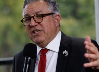 Parceria entre Brics aumenta capacidade de produção de medicamentos Parceria entre Brics aumenta capacidade de produção de medicamentos