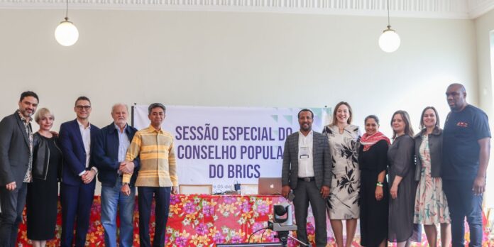 Movimentos sociais do Brics entregam propostas para chefes de Estado
