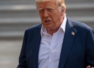 Trump diz que deve falar com Lula, mas “não agora” Trump diz que deve falar com Lula, mas "não agora"