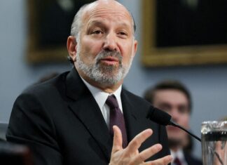 Secretário dos EUA diz que entrada em vigor de tarifas não será adiada Secretário dos EUA diz que entrada em vigor de tarifas não será adiada