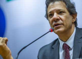 Haddad: bets ganham fortuna, mas mandam dinheiro para fora do país