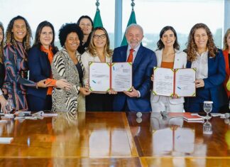 Lula sanciona cota de 30% para mulheres em conselhos de estatais