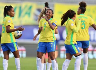 Liderada por Kerolin, seleção goleia Bolívia na Copa América Liderada por Kerolin, seleção goleia Bolívia na Copa América