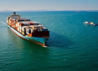 Trump fecha acordos favoráveis aos EUA e evita retaliação por tarifaço Trump fecha acordos favoráveis aos EUA e evita retaliação por tarifaço