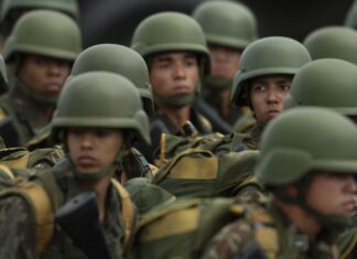 Senadores aprovam MP que aumenta vencimento de militares