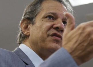 Haddad elogia retirada do ressarcimento do INSS do arcabouço fiscal