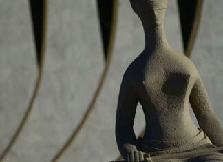 Câmara aprova criação de 160 funções comissionadas para STF