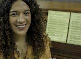 Viva Maria relembra Almerinda Gama e o voto feminino