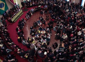 Ato na USP defende soberania nacional diante de tarifaço de Trump