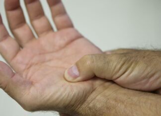 Lei passa a definir fibromialgia como deficiência em todo o país