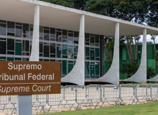 Corrida Pela Toga: Lula Busca Sucessor De Barroso No STF