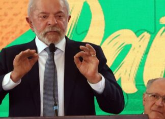 Lula envia na quarta ao Congresso projeto que regula redes sociais