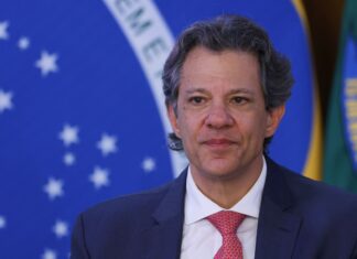 EUA querem impor solução constitucionalmente impossível para o Brasil EUA querem impor solução constitucionalmente impossível para o Brasil