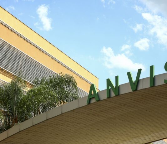 Anvisa restringe venda de azeite, sal do himalaia e chá; confira