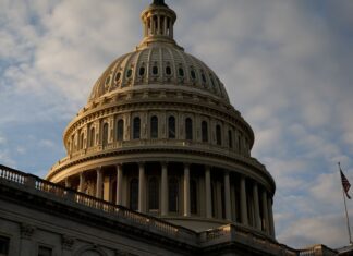 EUA listam países com caução de até US$ 15 mil para obtenção de visto EUA listam países com caução de até US$ 15 mil para obtenção de visto