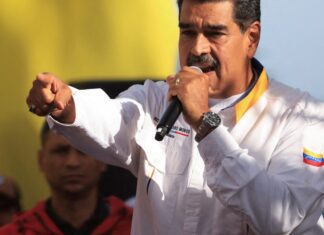 Venezuela chama de pirataria e roubo a apreensão de petroleiro por EUA