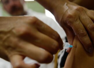 Vacinação reduz internações por doenças causadas pelo HPV, diz estudo