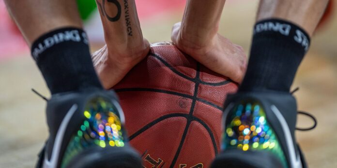 Basquete: Brasil perde para Estados Unidos na Americup