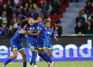 Em final emocionante, Brasil bate Colômbia e é campeão da Copa América Em final emocionante, Brasil bate Colômbia e é campeão da Copa América