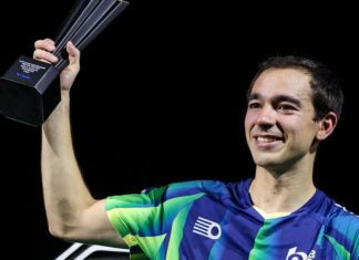 Hugo Calderano comemora titulo em Foz do Iguaçu, o 4º da temporada Hugo Calderano comemora titulo em Foz do Iguaçu, o 4º da temporada