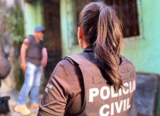 PC Cumpre Mandados Contra Armazenamento De Pornografia Infantil Em Salvador