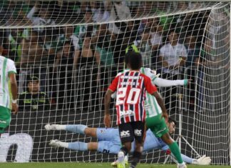 Rafael defende pênalti e São Paulo garante empate na Libertadores Rafael defende pênalti e São Paulo garante empate na Libertadores