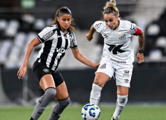 Santos abre vantagem sobre Botafogo na final do Brasileiro A2 Santos abre vantagem sobre Botafogo na final do Brasileiro A2