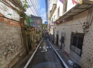 Dois Homens Tentam Invadir Prédio E São Baleados Por Dono Do Imóvel