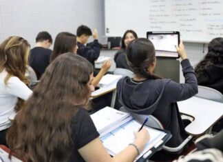 MEC Cria Plataforma Que Corrige Redações Do Enem E Oferece Acesso A Livros Digitais