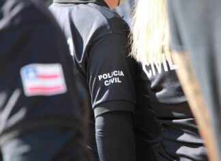 PC Cumpre Mandados E Prende Mulher Por Stalking Na Capital Baiana