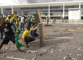 Mais de 1,1 mil pessoas já foram responsabilizadas pelo 8 de janeiro
