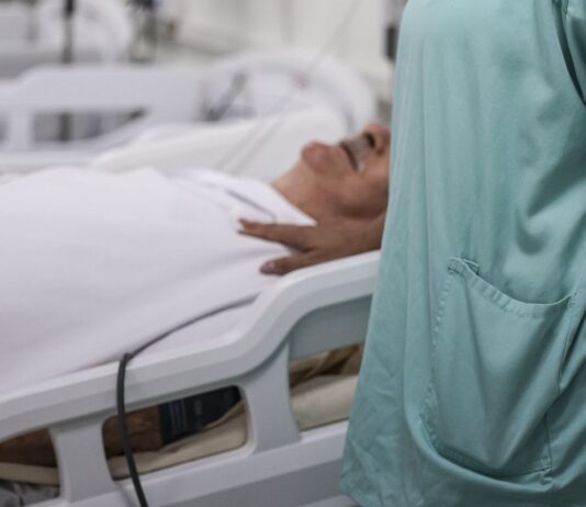 Uso de medicamento reduz em 85% internações por fibrose cística no SUS