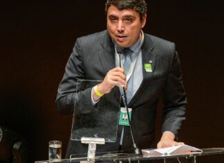 Presidente do Conselho de Administração da Petrobras deixa o cargo