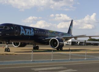 Azul encerra operações em 14 cidades