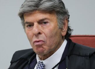 Julgamento da trama golpista: Fux condena Mauro Cid e Braga Neto