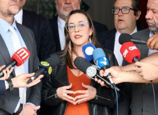 Presidenta do PSOL tem visto cancelado pelos Estados Unidos