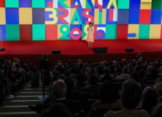 Brasileiros realizam mais uma edição de evento cultural na França