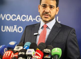 EUA vão revogar visto do advogado-geral da União EUA vão revogar visto do advogado-geral da União