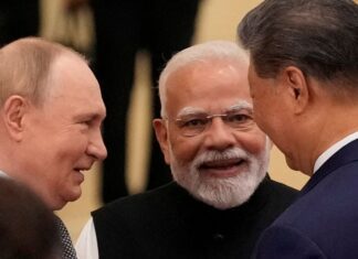 China propõe nova ordem mundial ao lado da Rússia e da Índia China propõe nova ordem mundial ao lado da Rússia e da Índia