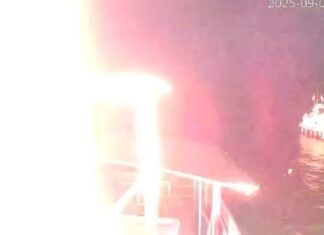 Flotilha para Gaza relata segundo ataque de drone contra barco Flotilha para Gaza relata segundo ataque de drone contra barco