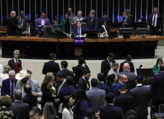Confira Como Os Deputados Baianos Votaram Na PEC Da Blindagem