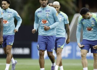 Ancelotti comanda primeira atividade com todos os convocados Ancelotti comanda primeira atividade com todos os convocados