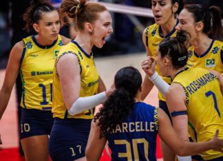Brasil avança para semifinal do Mundial de vôlei feminino Brasil avança para semifinal do Mundial de vôlei feminino