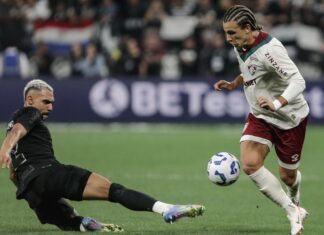 Brasileiro: Fluminense e Corinthians medem forças no Maracanã Brasileiro: Fluminense e Corinthians medem forças no Maracanã