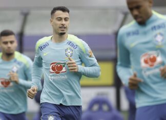 Jogadores do Brasil destacam desafio de jogar na altitude da Bolívia Jogadores do Brasil destacam desafio de jogar na altitude da Bolívia