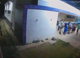 Policiais Salvam Bebê Engasgado Na Bahia